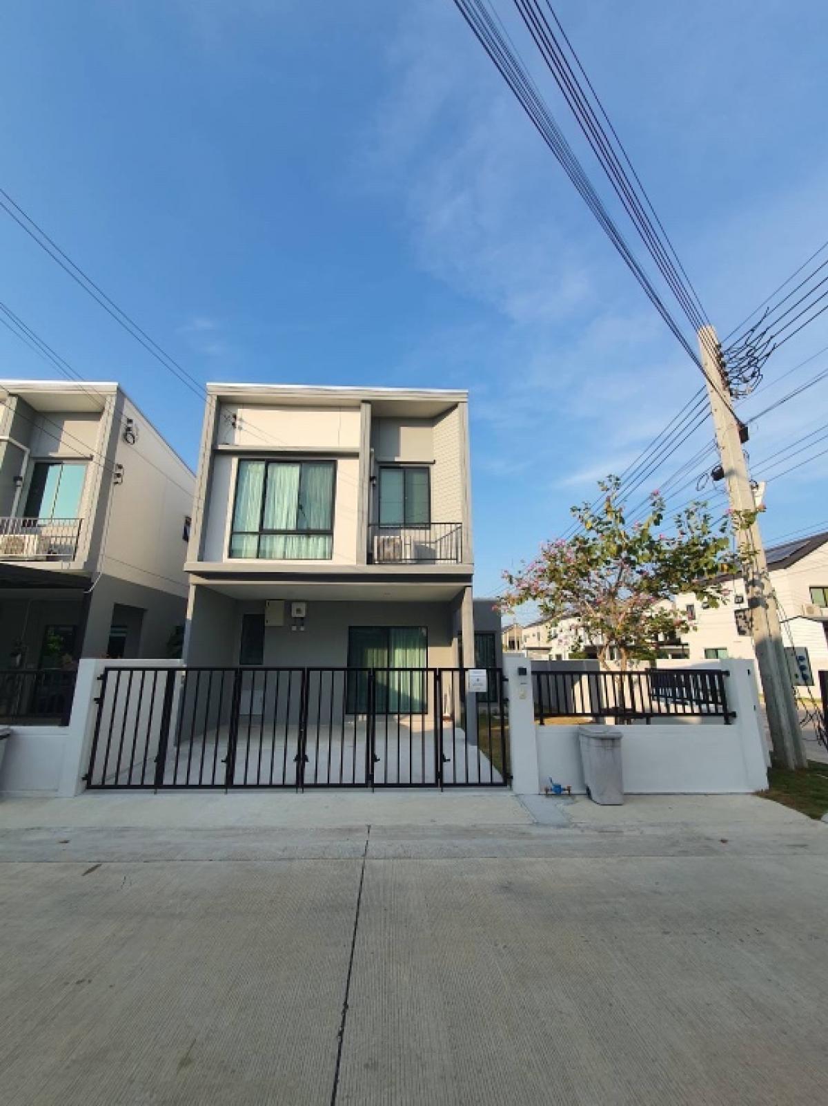 For rent, Sena Village, Ramintra Km.9🔥🔥Ready to move in🔥🔥 Loading...