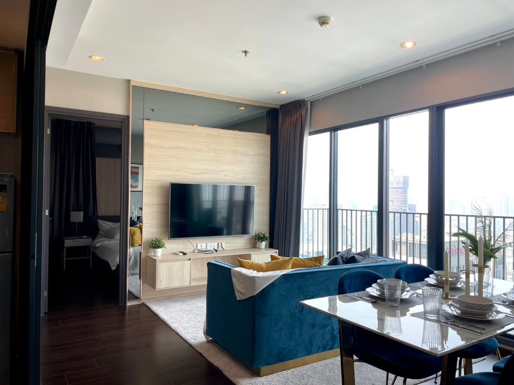 For RentCondoSukhumvit, Asoke, Thonglor : Pw0370 Project C Ekkamai 🔥Rent only 50,000 baht/month🌺Area size 68 sq m. 37th floor 🌺2 bedrooms, 2 bathrooms