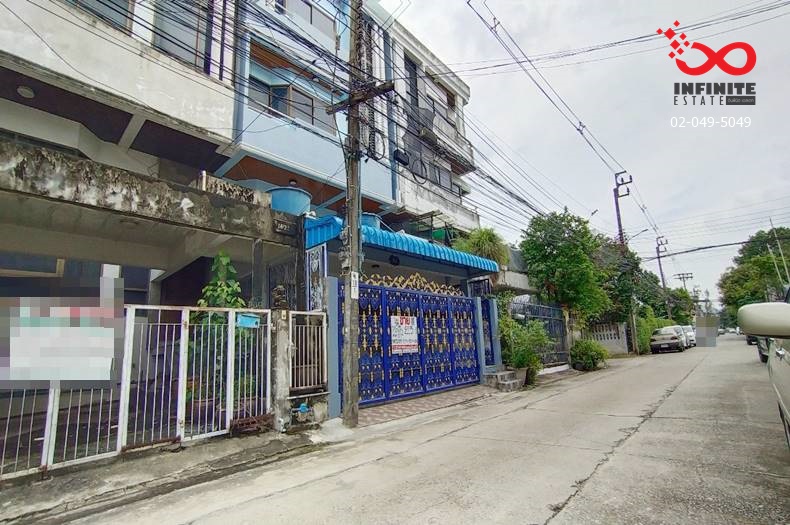 ขายทาวน์โฮมโชคชัย4 ลาดพร้าว71 : ขายทาวน์โฮม 4.5 ชั้น ซอยโชคชัย4 ซอย 84 แยก 2 ถนนโชคชัย4