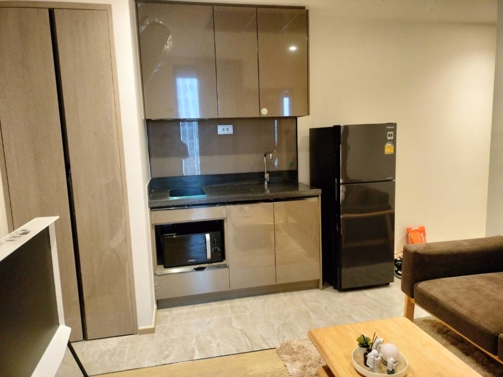 ให้เช่าคอนโดพระราม 9 เพชรบุรีตัดใหม่ RCA : Condo for RENT ให้เช่า ** Ashton Asoke-Rama9 ห้องกว้าง 32 ตรม. 1 นอน 1 น้ำ เฟอร์บางส่วน พร้อมอยู่@29,000บาท/month  Call 096-2615656  For Rent Ashton Asoke-Rama9 1bed 32 Sq,m 0nly 29k per month ready to views everyday cal