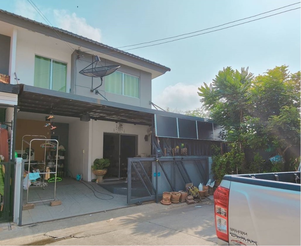 ขายทาวน์โฮมสมุทรปราการ สำโรง : ขายทาวน์โฮม 2 ชั้น ม.พฤกษา 104 ถนนแพรกษา ต.แพรกษา อ.เมือง จ.สมุทรปราการ