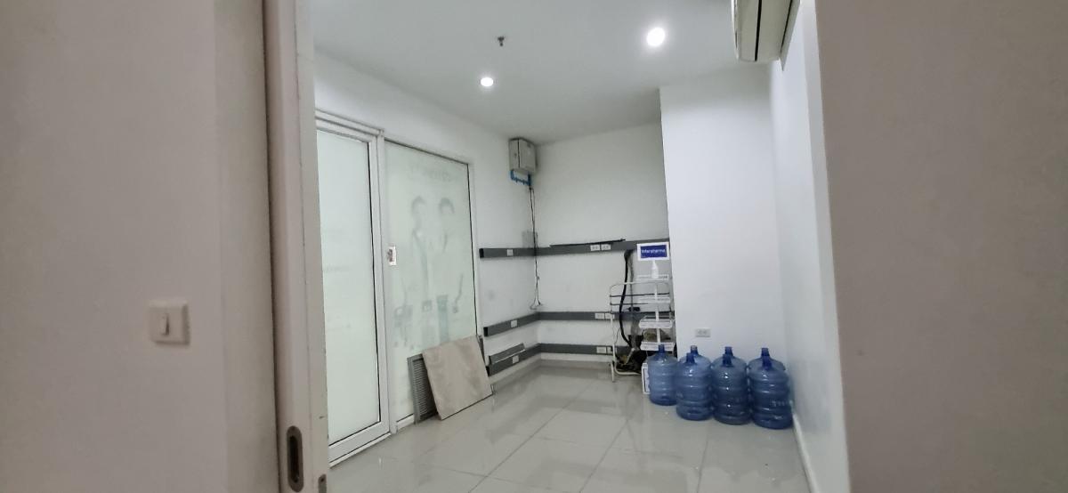 ให้เช่าสำนักงานราชเทวี พญาไท : (ให้เช่า)ห้องชุดเชิงพาณิชย์ 189ตร.ม. มีระบบน้ำไฟสายไฟเบอร์ออปติก ตกแต่งพร้อมเข้า มีที่จอดรถ ติดแนวBTSพญาไท-ราชเทวี (ราคาต่อรองได้)