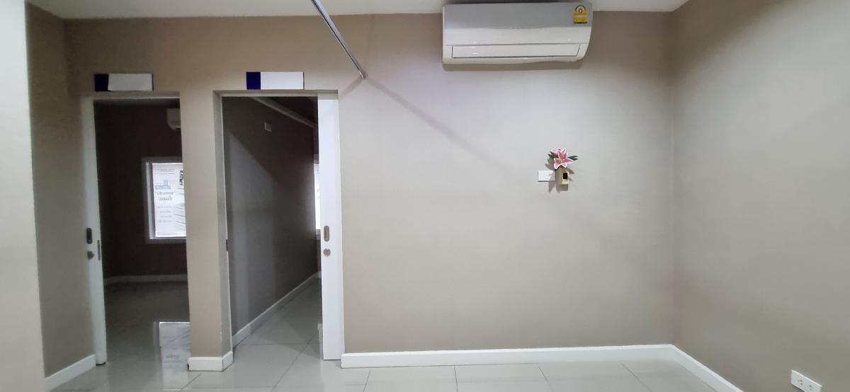 ให้เช่าสำนักงานราชเทวี พญาไท : (ให้เช่า)ห้องชุดเชิงพาณิชย์ 189ตร.ม. มีระบบน้ำไฟสายไฟเบอร์ออปติก ตกแต่งพร้อมเข้า มีที่จอดรถ ติดแนวBTSพญาไท-ราชเทวี (ราคาต่อรองได้)