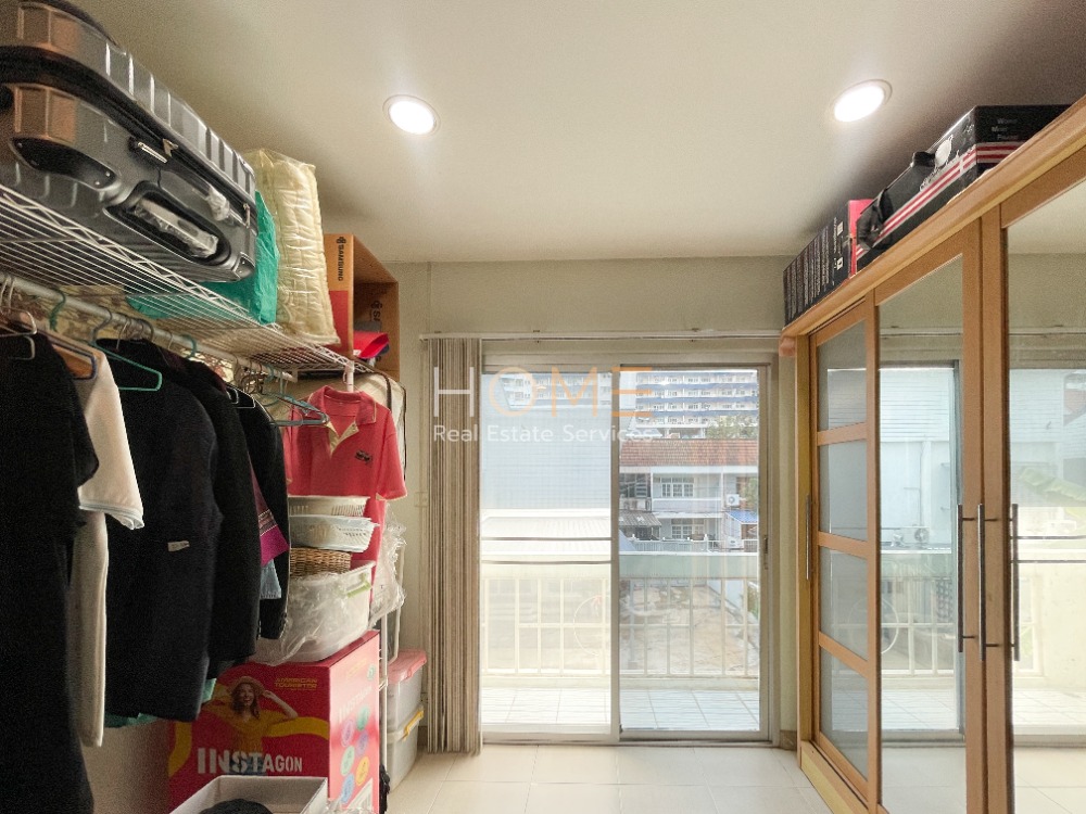 ขายบ้านลาดพร้าว เซ็นทรัลลาดพร้าว : จอดรถได้มากกว่า 3 คัน ✨ บ้านเดี่ยว ลาดพร้าว 1 แยก 15 / 4 ห้องนอน (ขาย), House Ladphrao 1 Yak 15 / 4 Bedrooms (SALE) TPM112