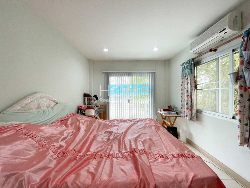 ขายบ้านลาดพร้าว เซ็นทรัลลาดพร้าว : จอดรถได้มากกว่า 3 คัน ✨ บ้านเดี่ยว ลาดพร้าว 1 แยก 15 / 4 ห้องนอน (ขาย), House Ladphrao 1 Yak 15 / 4 Bedrooms (SALE) TPM112