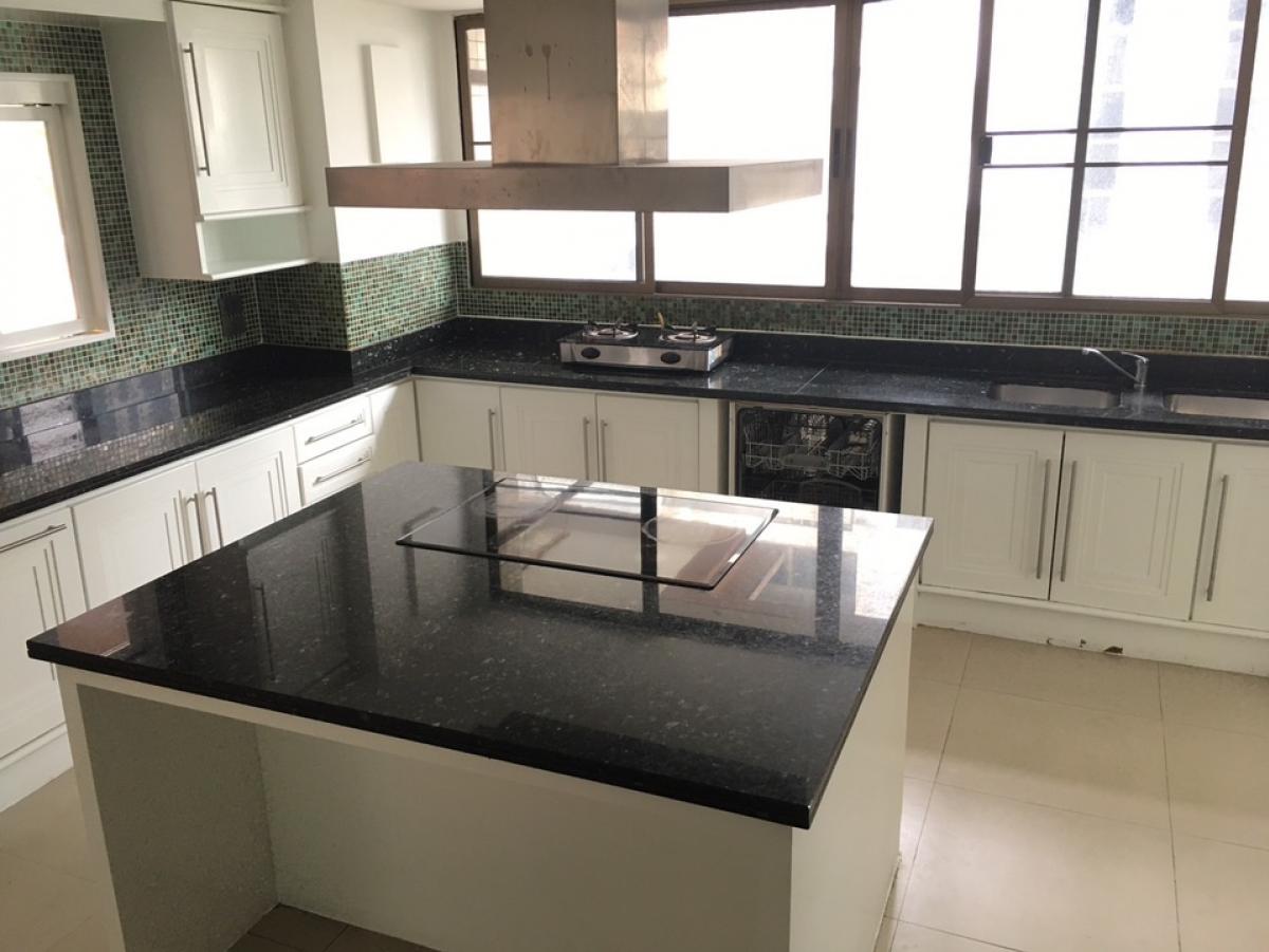 ให้เช่าคอนโดสุขุมวิท อโศก ทองหล่อ : 📢👇Good deal, good location and size for family, unblocked view, near NIST international school, Terminal 21, fully furnished, big balcony, ready to move in