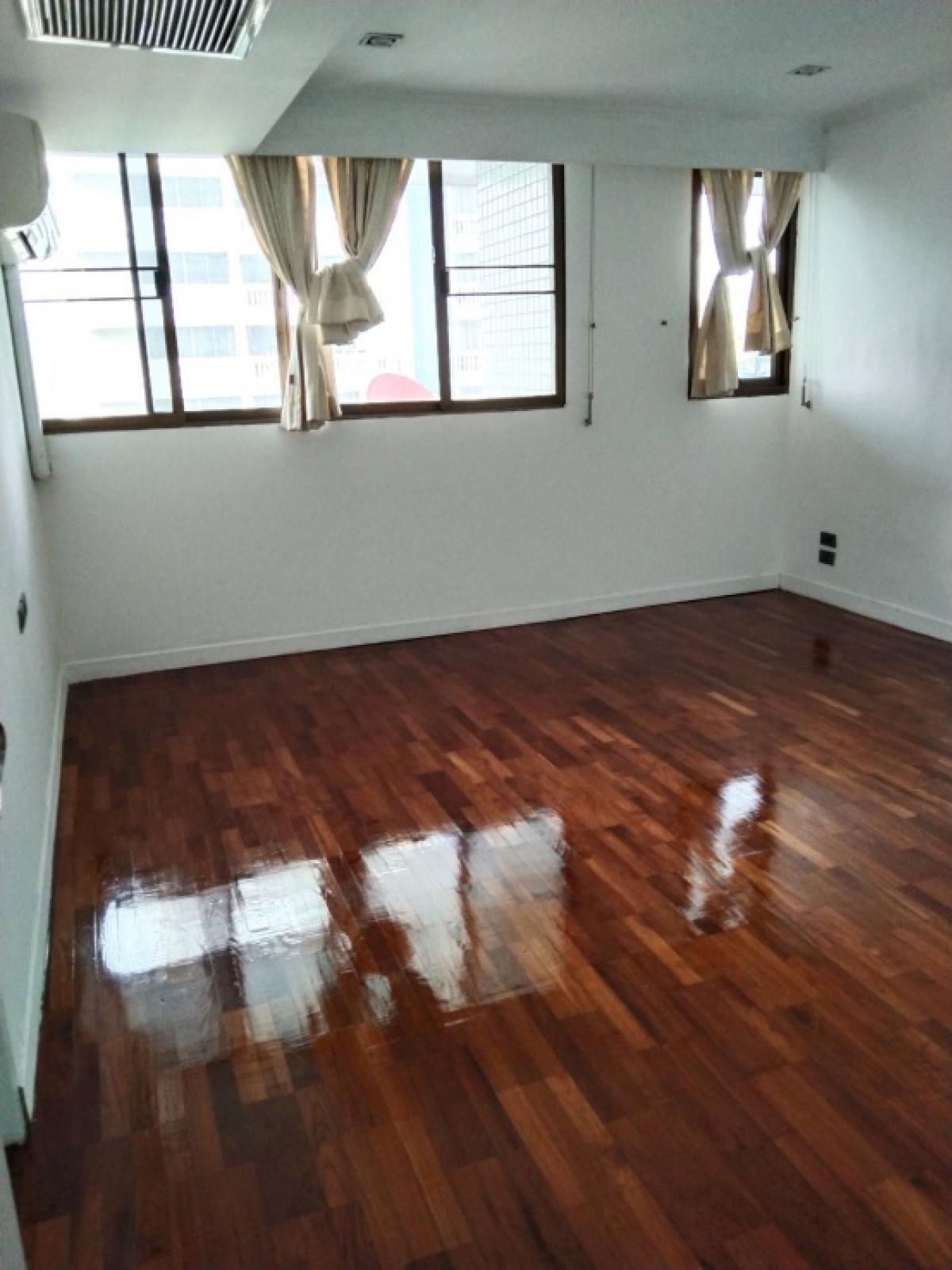 ให้เช่าคอนโดสุขุมวิท อโศก ทองหล่อ : 📢👇Good deal, good location and size for family, unblocked view, near NIST international school, Terminal 21, fully furnished, big balcony, ready to move in