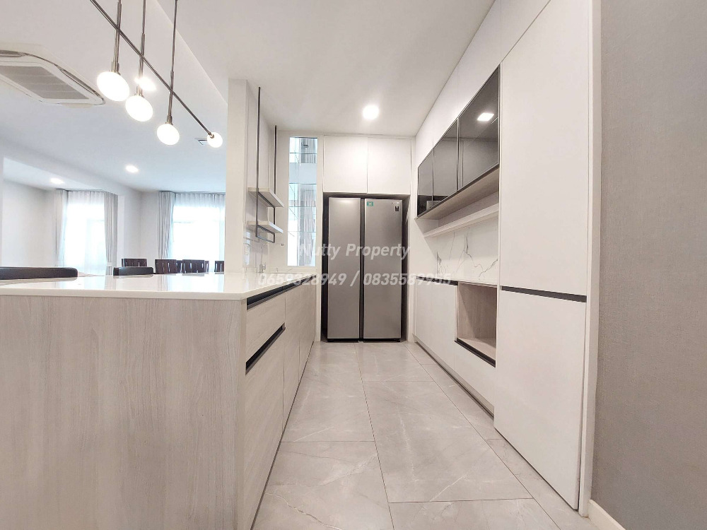 ให้เช่าบ้านลาดกระบัง สุวรรณภูมิ : ให้เช่า บ้านเดี่ยวหลังใหญ่ มัณฑนา บางนา-วงแหวน หลังมุมใกล้คลับเฮ้าส์ ตกแต่งพร้อมอยู่