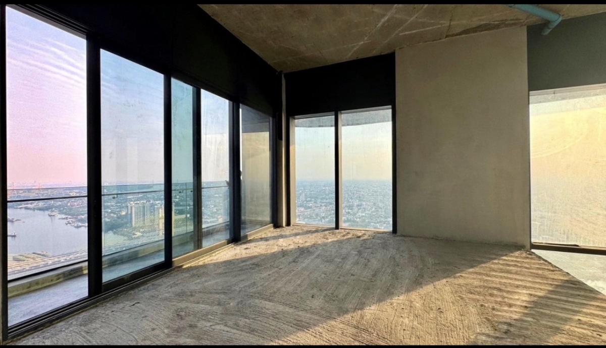 For SaleCondoRama3 (Riverside),Satupadit : 📢👇Petfriendly huge size duplex PENTHOUSE  at one of luxury place by the river spacious river view, long big balcony, quiet and peaceful place near Sathorn, Shrewsbury international school, Terminal 21 Rama 3, Homepro, Central Rama 3, ***Bareshell.Picture