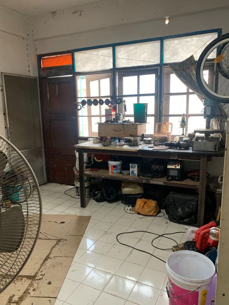 ขายอาคารพาณิชย์รัชดา ห้วยขวาง : 🔥ขายด่วน อาคารพาณิชย์ 4 ชั้น บนถนนสุทธิสารวินิจฉัย ใจกลางรัชดา 🔥