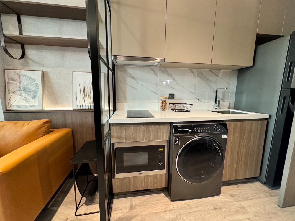 ให้เช่าคอนโดสุขุมวิท อโศก ทองหล่อ : RHYTHM EKKAMAI ESTATE- 1BED PLUS(2Bed) *New room* 35,000!!! Tel/Line: 094-162-4424