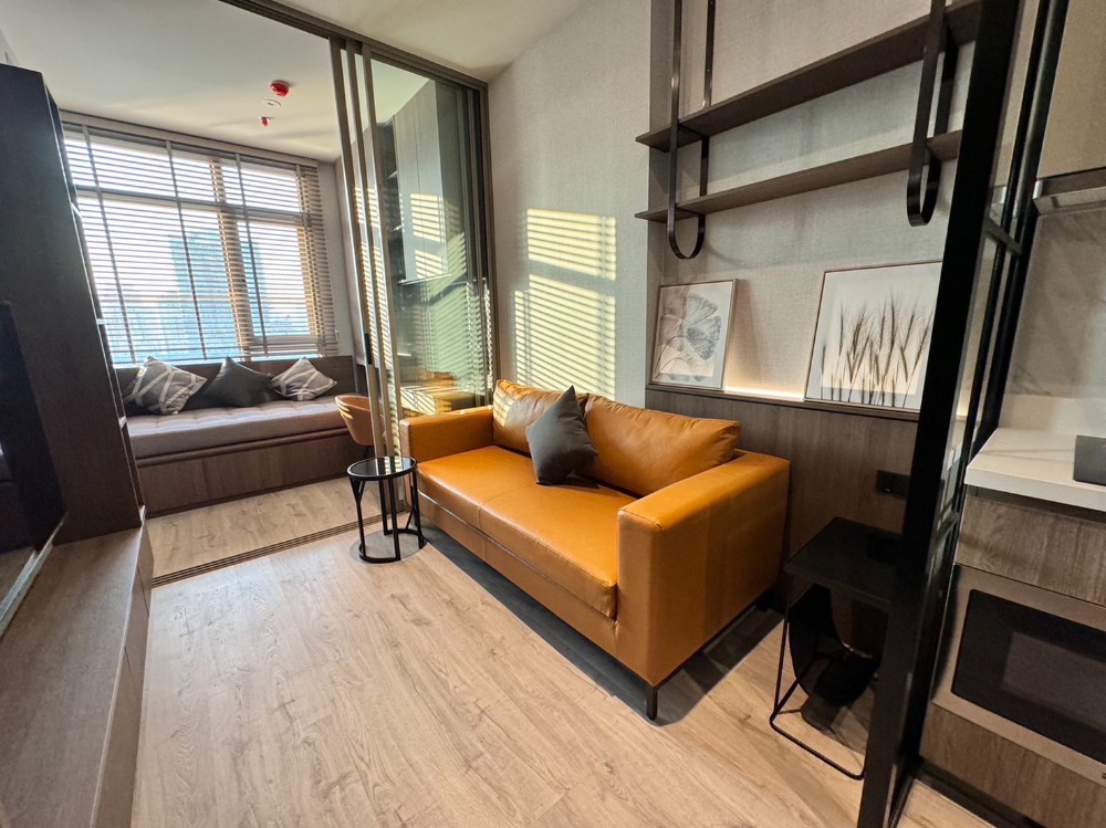 ให้เช่าคอนโดสุขุมวิท อโศก ทองหล่อ : RHYTHM EKKAMAI ESTATE- 1BED PLUS(2Bed) *New room* 35,000!!! Tel/Line: 094-162-4424