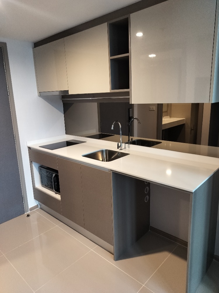 ให้เช่าคอนโดพระราม 9 เพชรบุรีตัดใหม่ RCA : Ideo rama9 asork for rent