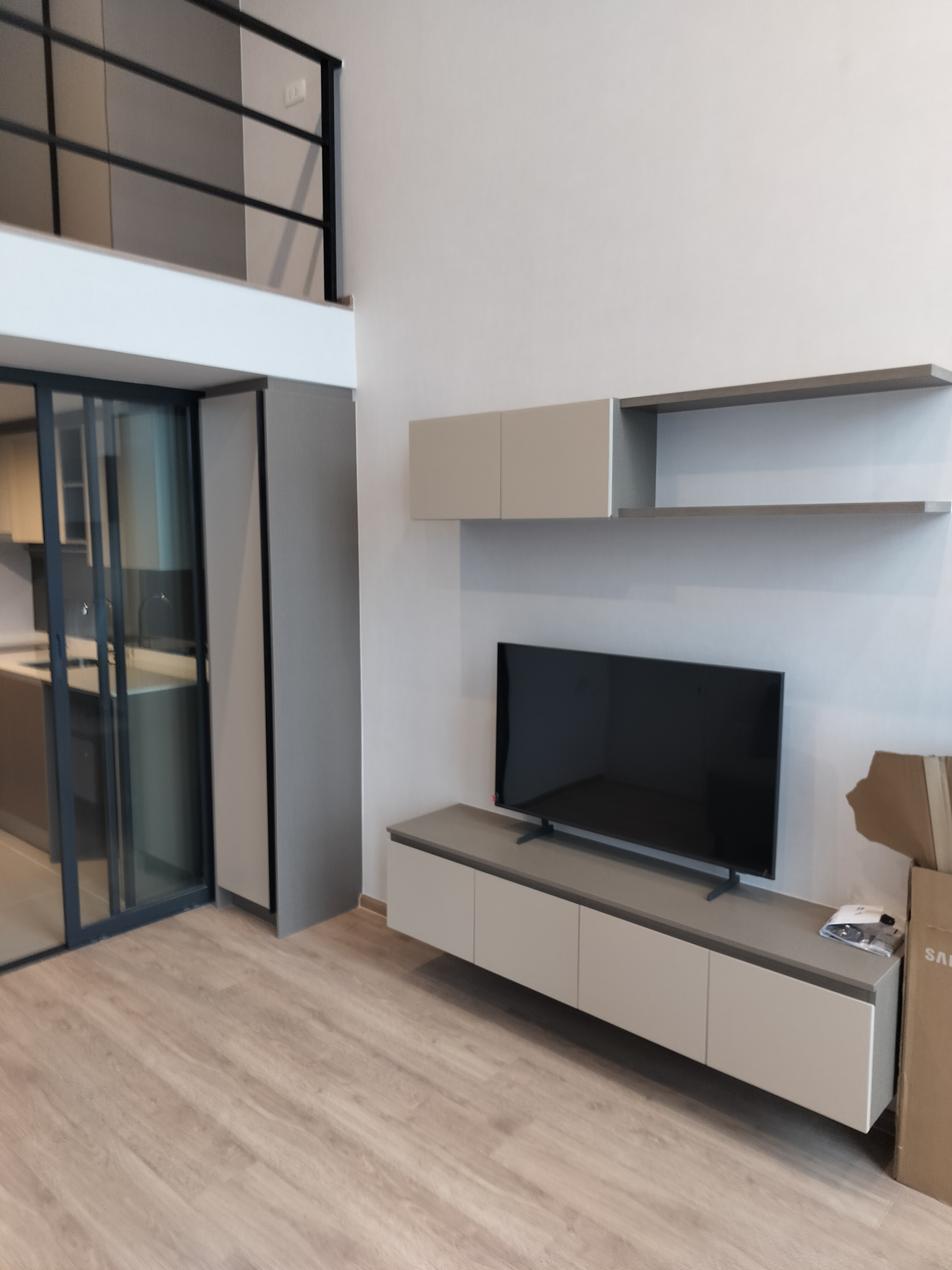 ให้เช่าคอนโดพระราม 9 เพชรบุรีตัดใหม่ RCA : Ideo rama9 asork for rent