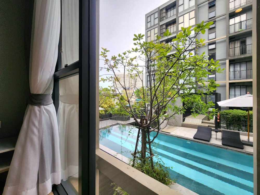 ขายคอนโดวงเวียนใหญ่ เจริญนคร : **สถานะตามภาพปก มีเครื่องซักผ้า แอร์ 2 ตัว!! สภาพใหม่มือ 1 ไม่เคยผ่านการเช่า ให้เช่า The Most อิสรภาพ** ชั้น 3 พร้อมอยู่ วิวสระ ใกล้ศิริราชที่สุด SN517.4.44