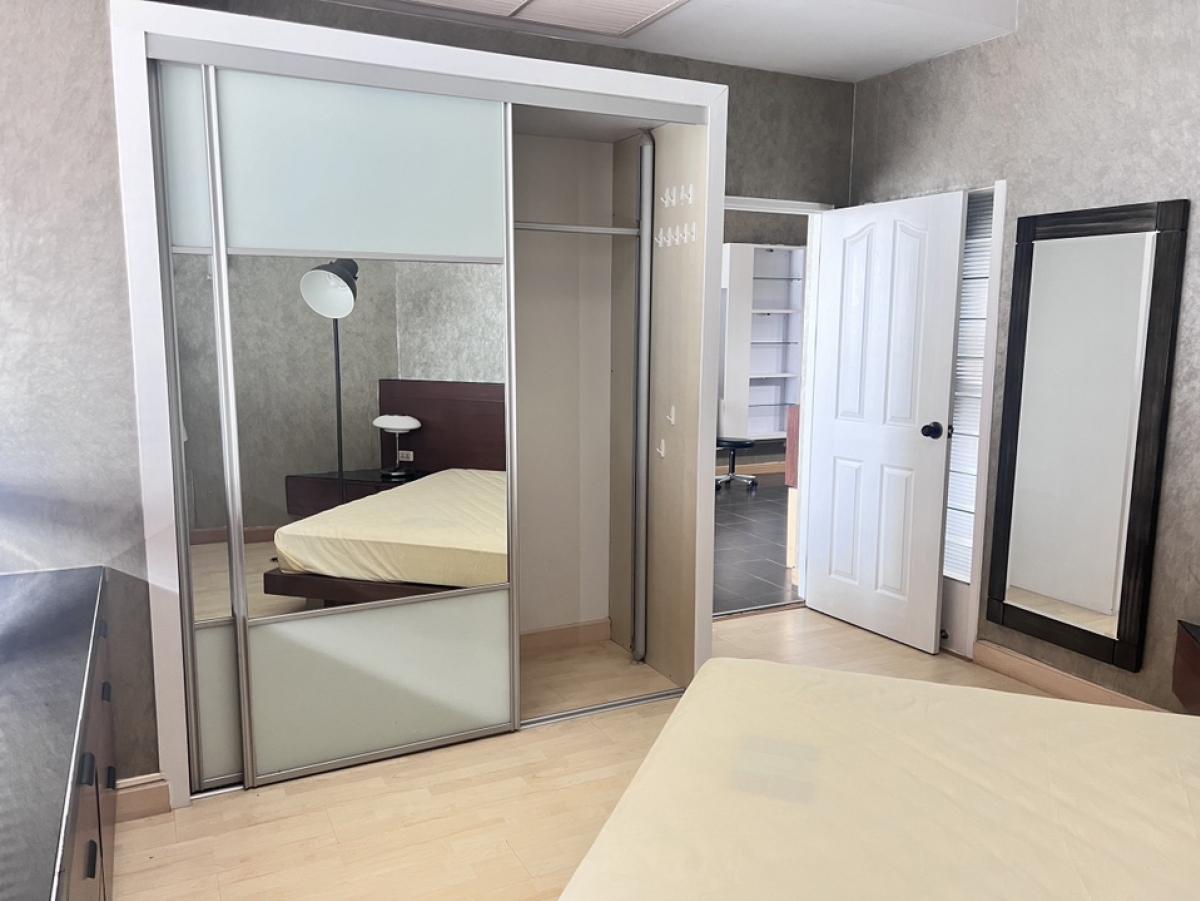 For RentCondoKasetsart, Ratchayothin : For rent: 1 bedroom, 1 bathroom, 60 sq m.