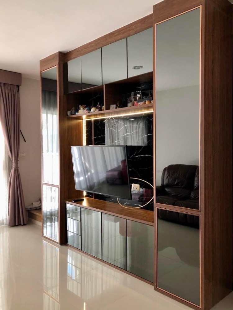 For RentTownhomeOnnut, Udomsuk : ★ Banklangmuang Sukhumvit 77 ★ Town home 3 floors (3 bedrooms, 3 bathrooms), ★near BTS On Nut ★near Big C, Lotus On Nut ★ Many amenities★ Complete electrical appliances