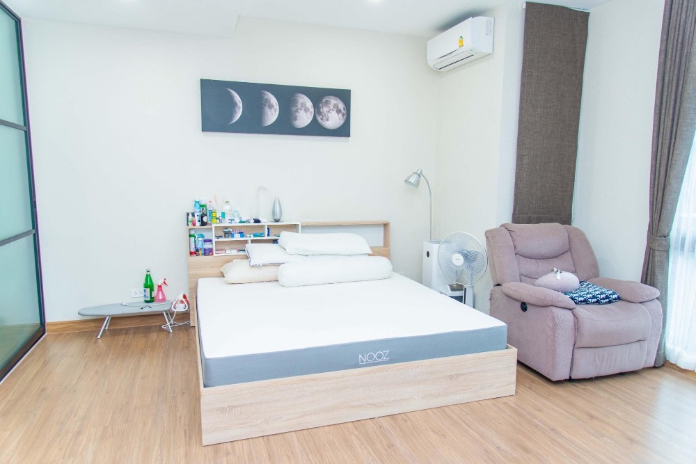 For SaleTownhomePattanakan, Srinakarin : K-4901 Urgent sale! Patio Rama 9 - Phatthanakan (Pattanakarn 32) beautiful house, ready to move in.