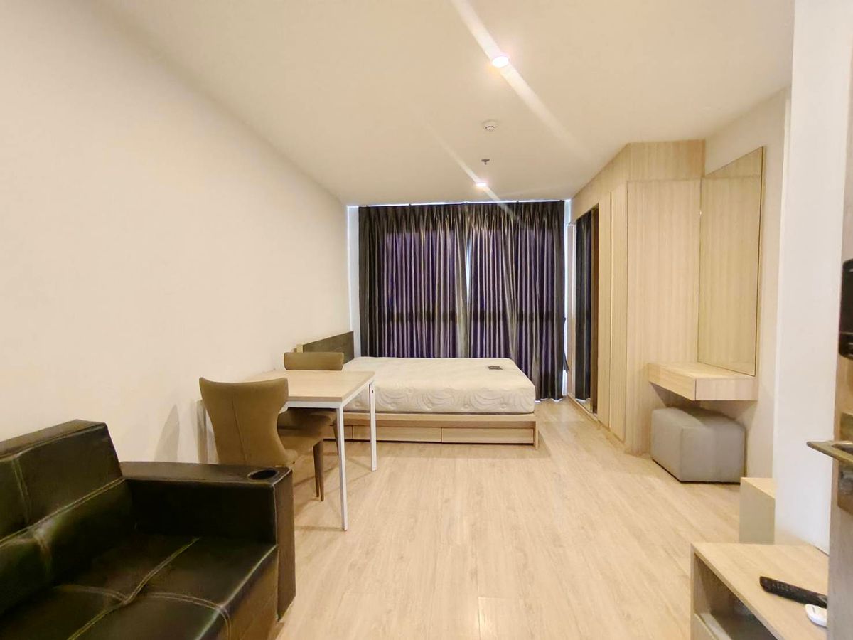 For RentCondoBangna, Bearing, Lasalle : Ideo O2 Studio room, 25th floor, Building C, rent 14000/month, contact Line: 0636262722
