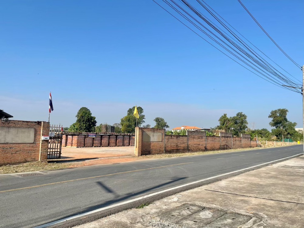 For SaleLandPattaya, Bangsaen, Chonburi : Land for sale, 3 rai, Phan Thong District, Chonburi, suitable for a warehouse, shop, good location.