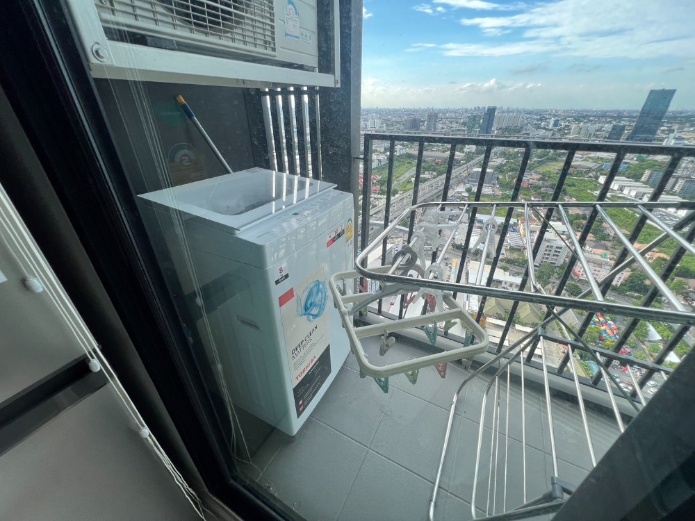 For RentCondoPattanakan, Srinakarin : For rent ✨ Nue Noble Srinakarin - Lasalle ✨ complete furniture and electrical appliances, near MRT Sri Lasalle.