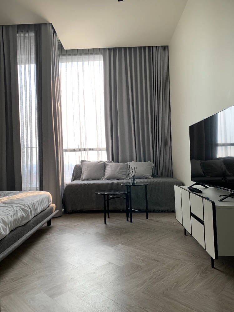 For RentCondoWongwianyai, Charoennakor : For rent 🔺 Chapter Charoennakhon - Riverside 🔺 near BTS Krung Thonburi, complete with furniture and electrical appliances.