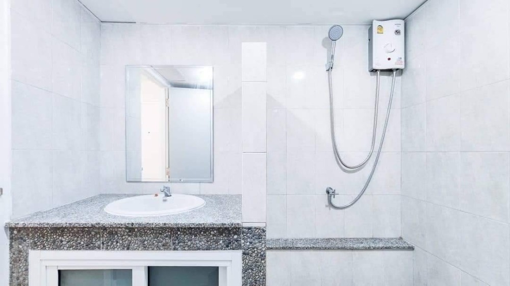 For SaleCondoLadprao, Central Ladprao : SPPP101 Condo for sale, Supapong Place, Lat Phrao 35, 6th floor, city view, 30.5 sq m., 1 bedroom, 1 bathroom, 1.499 million 064-959-8900