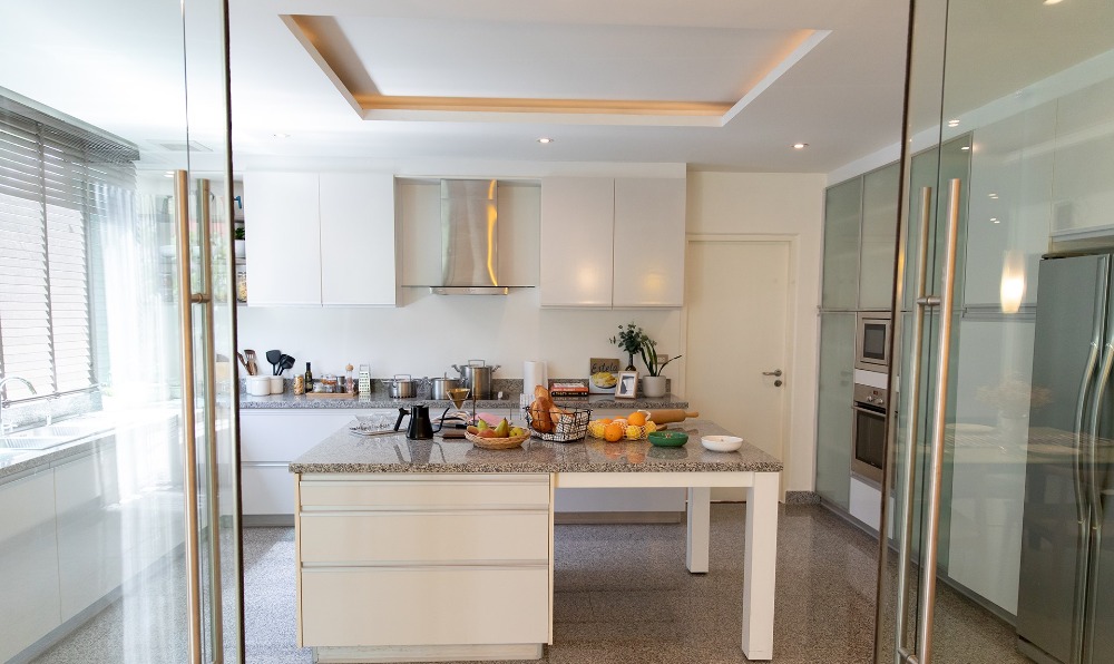 For RentCondoSukhumvit, Asoke, Thonglor : “Tropical Residence“ Pet Friendly Apartment for Rent sukhumvit 71. Feels like home, Timeless design. The State of Living. !!Pet Friendly!!