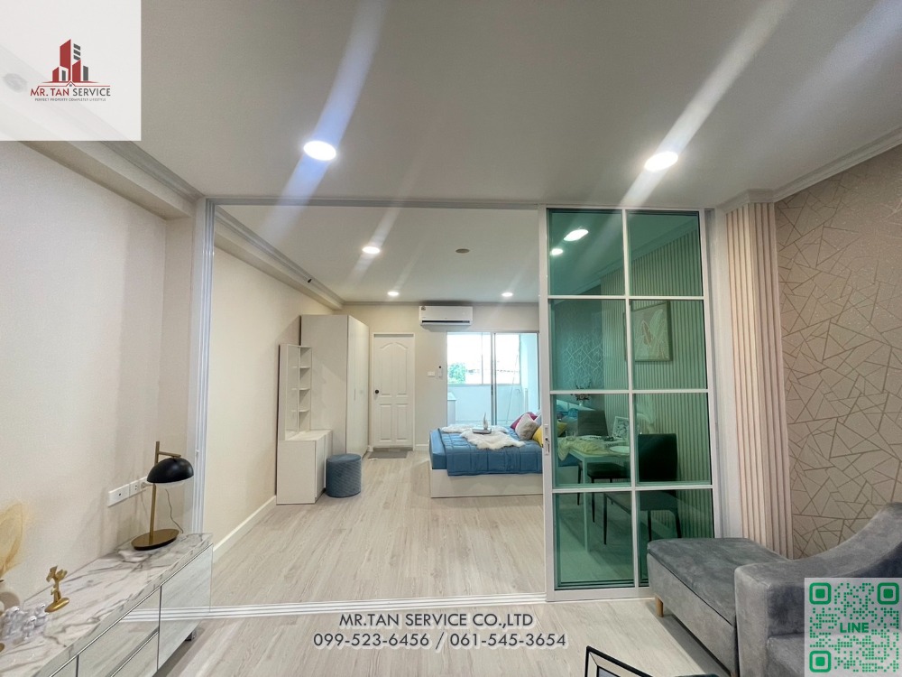 For SaleCondoPattanakan, Srinakarin : ✨Condo for sale, Supalai Park Srinakarin, beautiful room, newly decorated. Every piece of new furniture Ready to move in Next to the skytrain
