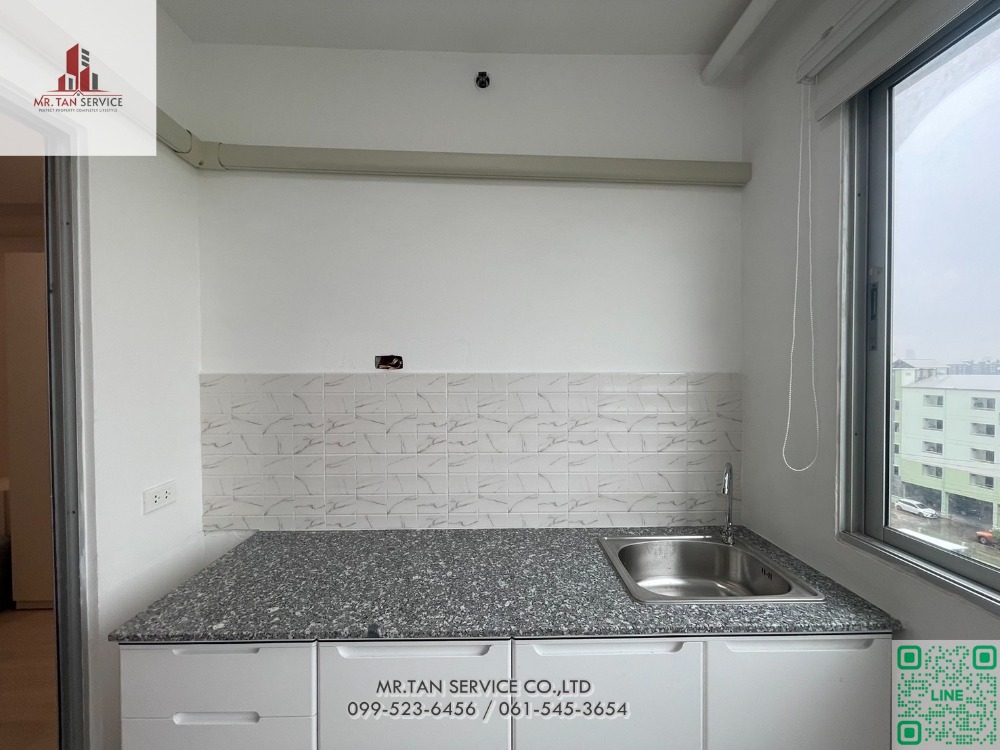 For SaleCondoPattanakan, Srinakarin : ✨Condo for sale, Supalai Park Srinakarin, beautiful room, newly decorated. Every piece of new furniture Ready to move in Next to the skytrain