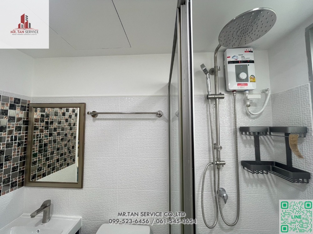 For SaleCondoPattanakan, Srinakarin : ✨Condo for sale, Supalai Park Srinakarin, beautiful room, newly decorated. Every piece of new furniture Ready to move in Next to the skytrain