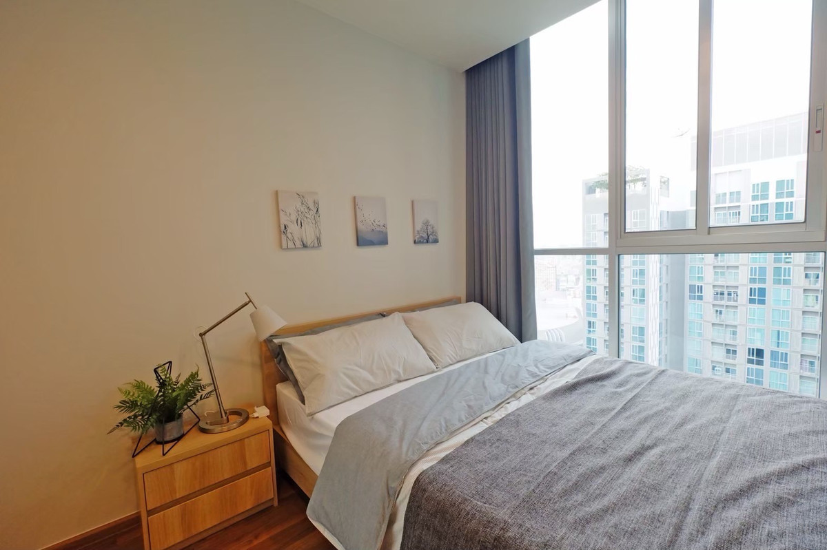 For SaleCondoRatchadapisek, Huaikwang, Suttisan : For Sale Condo , Noble Revolve Ratchada 2 , MRT-Thailand Cultural Centre , Huai Khwang , Huai Khwang , Bangkok , CX-142742