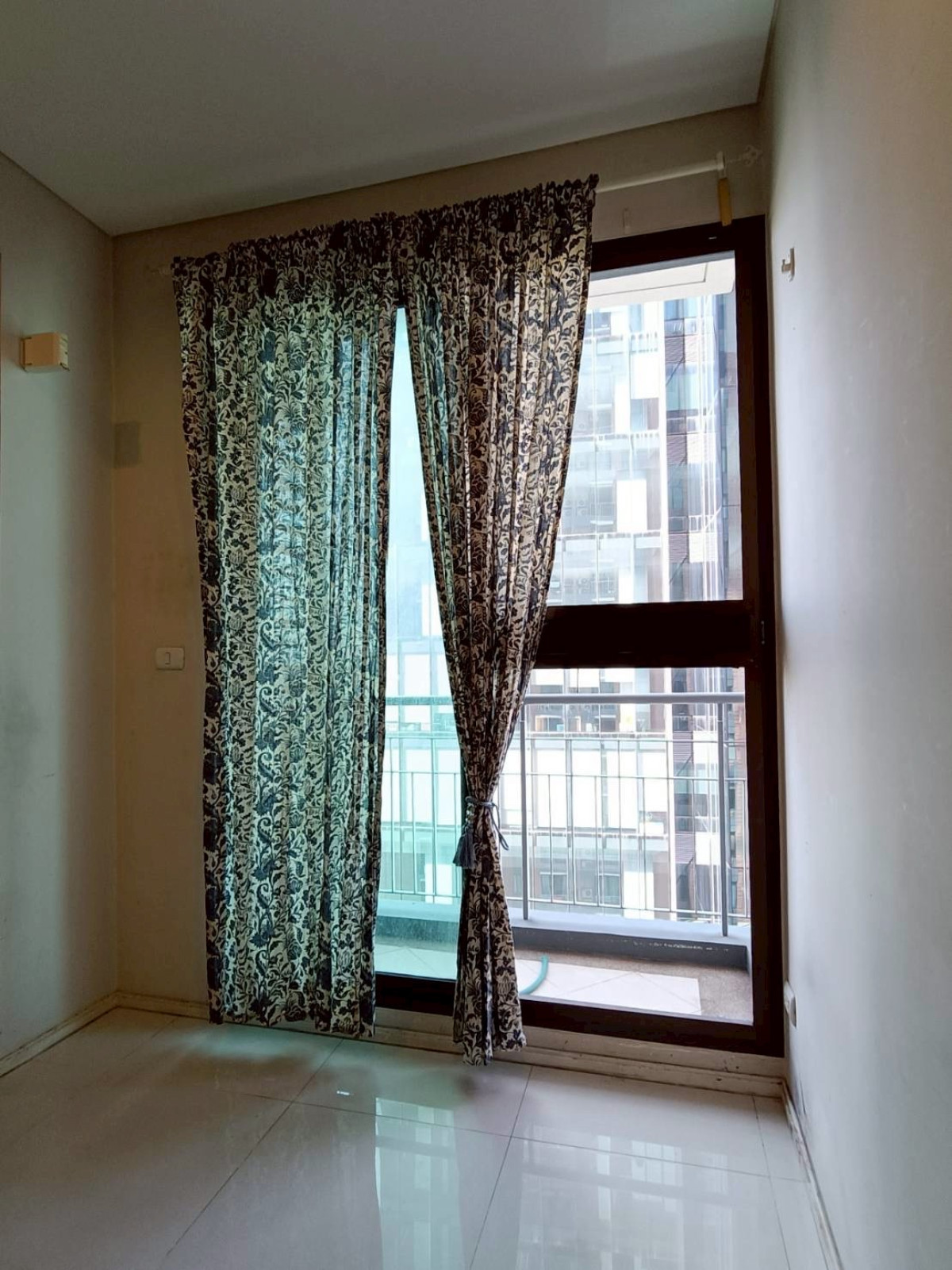 ขายคอนโดพระราม 9 เพชรบุรีตัดใหม่ RCA : ขายคอนโด วิลล่า อโศก MRT-เพชรบุรี มักกะสัน เขต ราชเทวี กรุงเทพ   CX-148566 