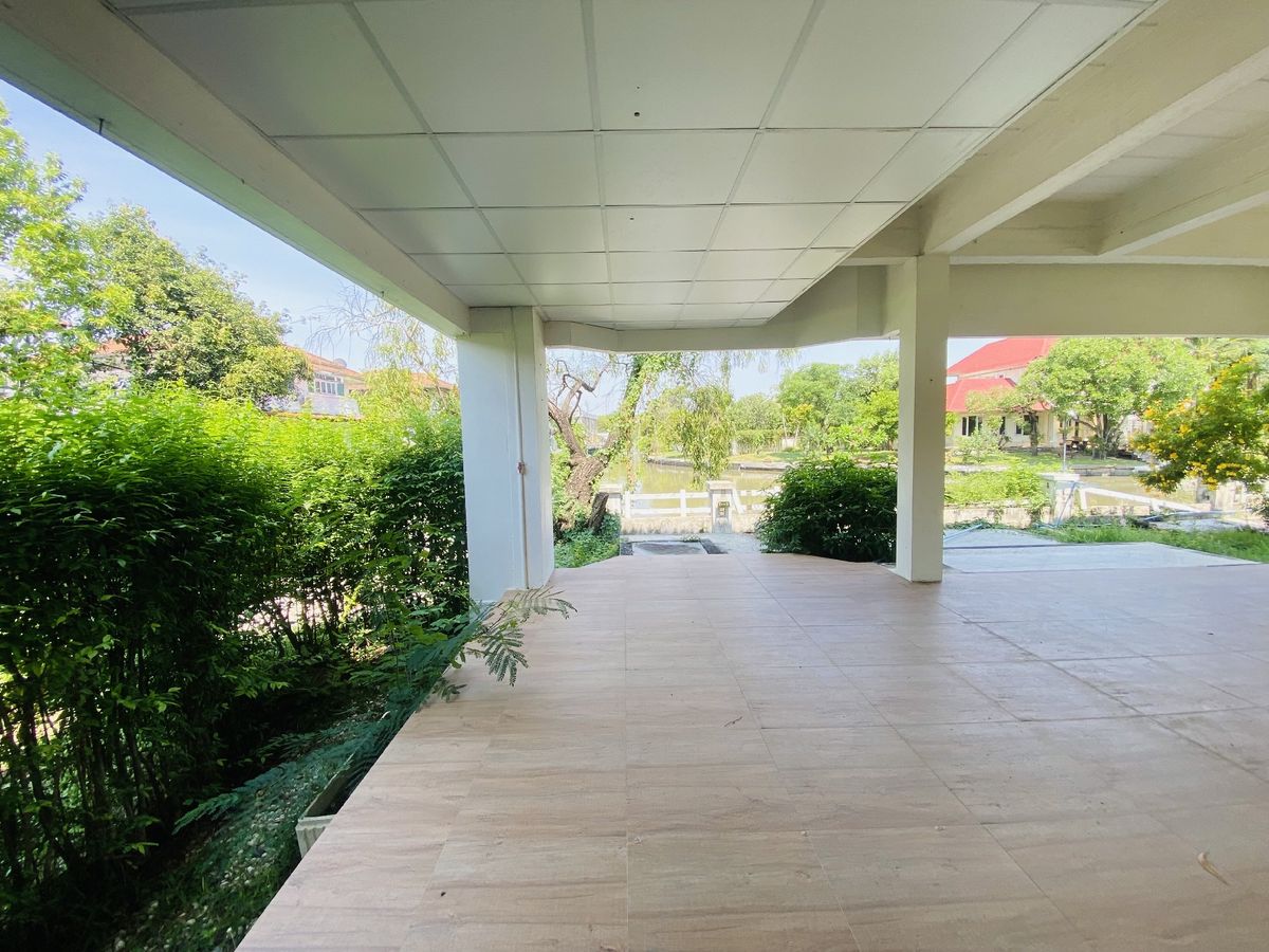 ขายที่ดินปทุมธานี รังสิต ธรรมศาสตร์ : เมืองเอก โครงการ5 ขายเท่าราคาประเมิน 12.9 ล้านบาท ขายที่ดินหมู่บ้านเมืองเอก โครงการ5 แถมบ้านเดี่ยว 2 ชั้น หลังใหญ่ให้ 1 หลัง