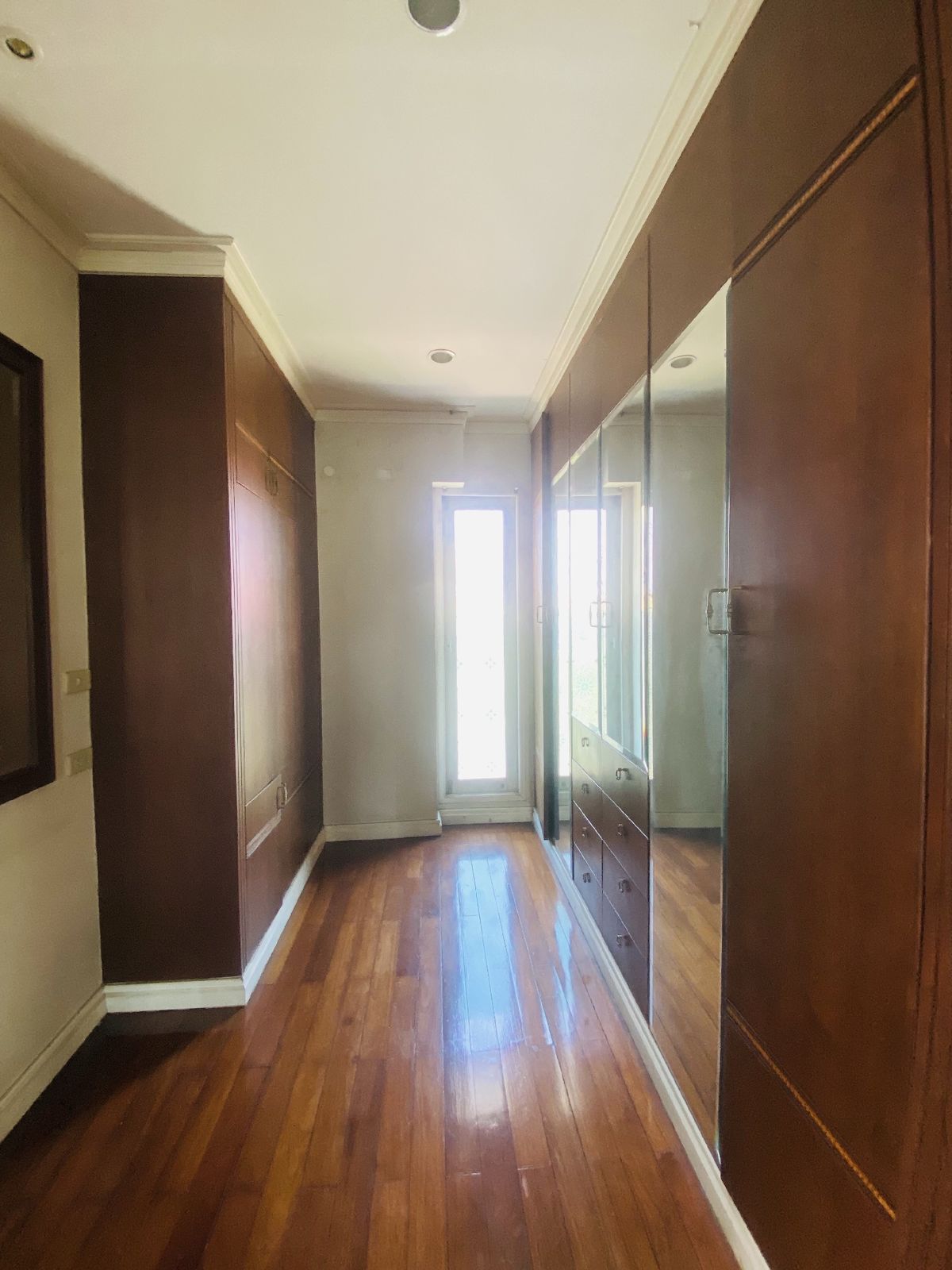 ขายที่ดินปทุมธานี รังสิต ธรรมศาสตร์ : เมืองเอก โครงการ5 ขายเท่าราคาประเมิน 12.9 ล้านบาท ขายที่ดินหมู่บ้านเมืองเอก โครงการ5 แถมบ้านเดี่ยว 2 ชั้น หลังใหญ่ให้ 1 หลัง