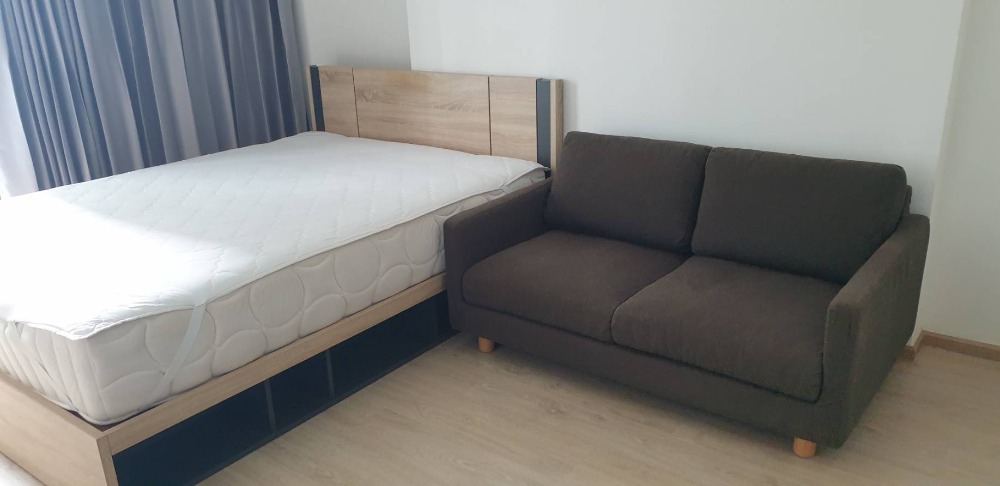 For RentCondoSiam Paragon ,Chulalongkorn,Samyan : Ideo Q Chula - Samyan【𝐑𝐄𝐍𝐓】🔥Luxury condo, beautiful room, minimalist, airy, fully furnished. 🔥 Contact Line ID: @hacondo