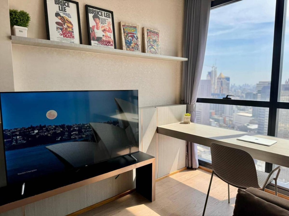 For RentCondoSiam Paragon ,Chulalongkorn,Samyan : Ashton Chula - Silom【𝐑𝐄𝐍𝐓】🔥Luxury condo, beautiful room, extremely luxurious, beautifully decorated, fully furnished. Ready to move in!!🔥 Contact Line ID: @hacondo