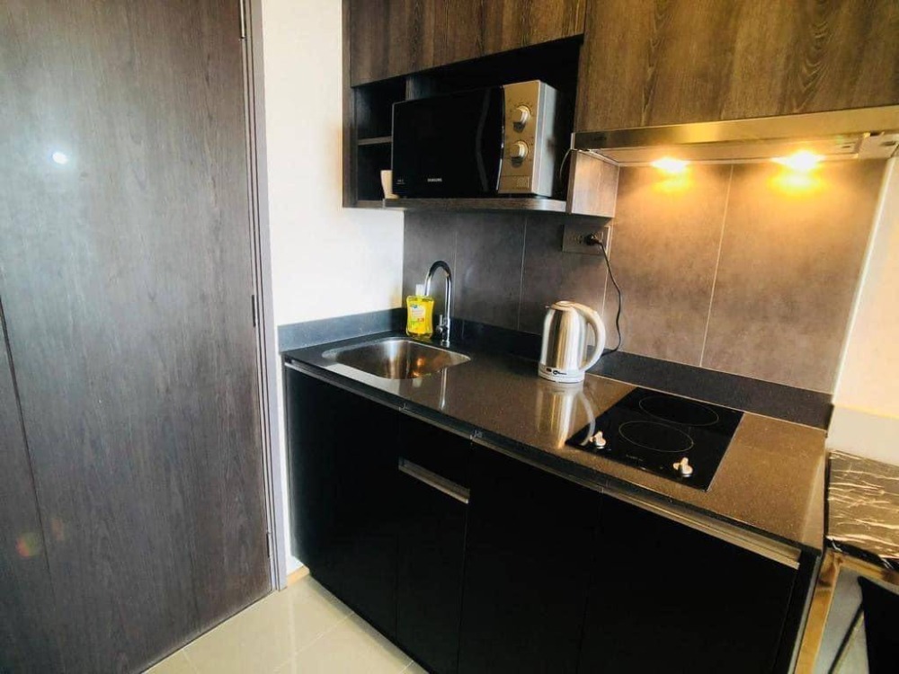 For RentCondoSiam Paragon ,Chulalongkorn,Samyan : Ashton Chula - Silom【𝐑𝐄𝐍𝐓】🔥Luxury condo, beautiful room, extremely luxurious, beautifully decorated, fully furnished. Ready to move in!!🔥 Contact Line ID: @hacondo