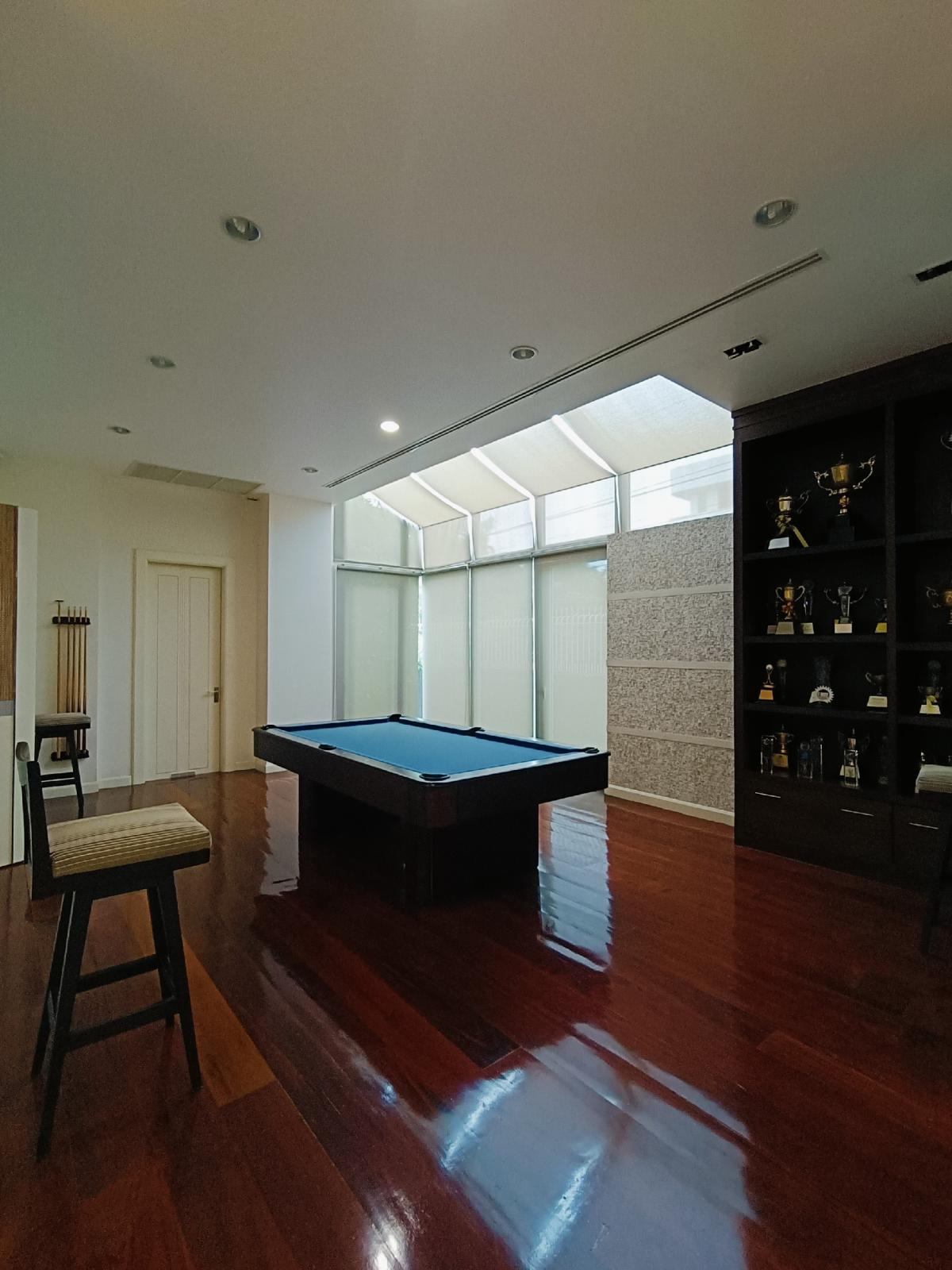 For SaleHouseYothinpattana,CDC : For Sale 95 M House for sale, Mai Lap house for sale, 2 large buildings on an area of ​​669 sq m, usable area 2,256 sq m, Soi Mai Lap (Ram Intra 14, Intersection 20)