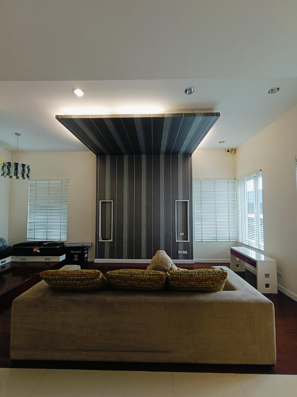 For SaleHouseYothinpattana,CDC : For Sale 95 M House for sale, Mai Lap house for sale, 2 large buildings on an area of ​​669 sq m, usable area 2,256 sq m, Soi Mai Lap (Ram Intra 14, Intersection 20)