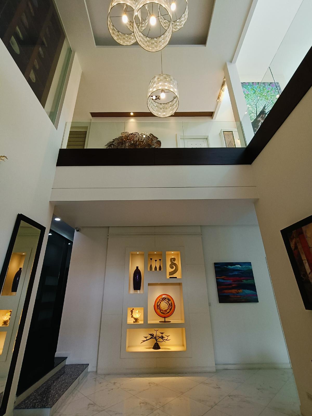 For SaleHouseYothinpattana,CDC : For Sale 95 M House for sale, Mai Lap house for sale, 2 large buildings on an area of ​​669 sq m, usable area 2,256 sq m, Soi Mai Lap (Ram Intra 14, Intersection 20)