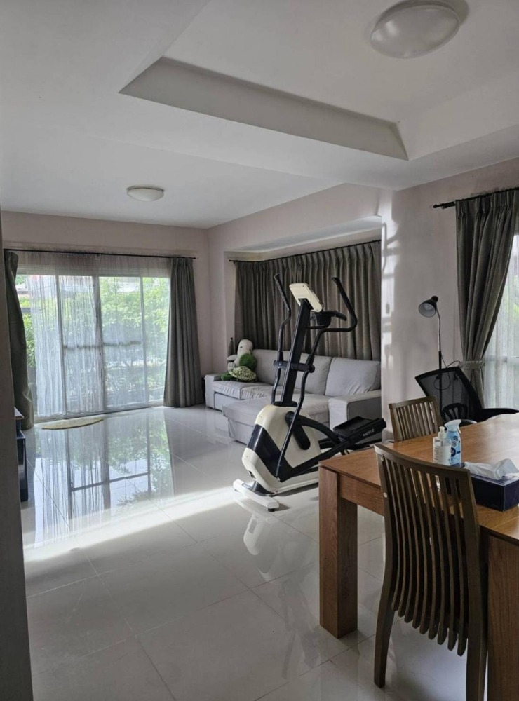 ขายบ้านลาดกระบัง สุวรรณภูมิ : ขายบ้าน ในหมู่บ้านมัณฑนา อ่อนนุช วงแหวน 4 พื้นที่ 50 ตารางวา ราคา 7.2 ลบ.