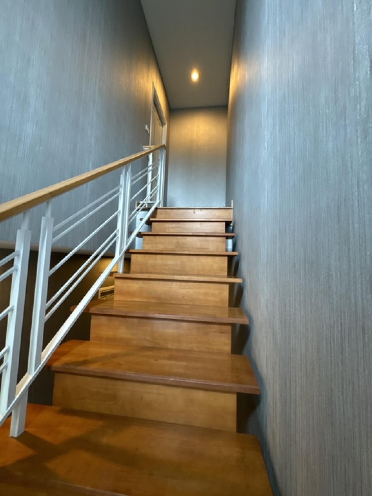 For RentTownhomeChaengwatana, Muangthong : Townhome for rent, can be used as an office, THE PLANT CITI Chaengwattana-Muang Thong, very good location, convenient transportation, next to 2 expressways, one house for business and living, 3 bedrooms, 3 bathrooms, 20 sq.wa. FOR RENT! HomeOffice 3 bedro