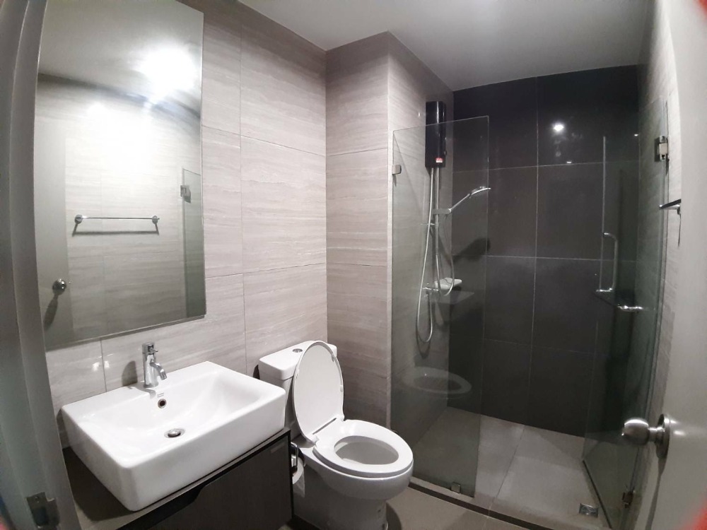 ขายคอนโดปิ่นเกล้า จรัญสนิทวงศ์ : ☀️⚡️ขายด่วน!!!☀️⚡️The Parkland Charan-Pinklao 1 ห้องนอน 35 ตร.ม. ราคาถูก☀️⚡️