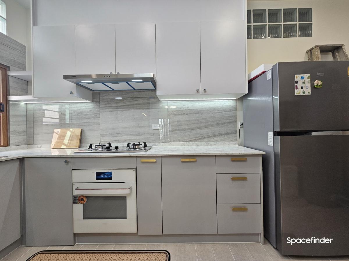 ขายทาวน์โฮมรามคำแหง หัวหมาก : ขายบ้านทำเล พระราม 9 ใกล้ The Nineขนาด 20 ตร.วา หน้ากว้าง 5 เมตร แบบ 3 ห้องนอน 3 ห้องน้ำ Renovate แล้ว บ้านหัวมุมเจ้าของขายเอง ราคา 8.9 ล้านรบกวนติดต่อ 0610474444