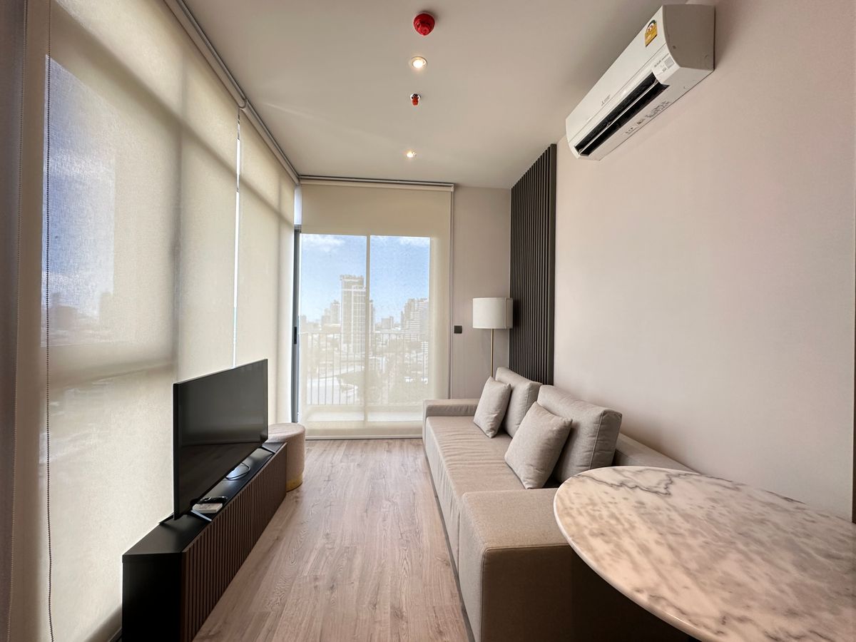 For RentCondoSukhumvit, Asoke, Thonglor : Rhythm Ekkamai Estate 🛌1 bedroom /1 bathroom 🛋️18th floor 🏢size 40