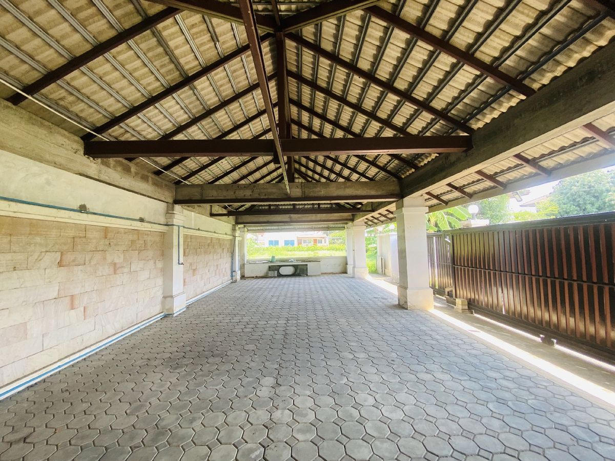 ขายที่ดินปทุมธานี รังสิต ธรรมศาสตร์ : เมืองเอก โครงการ5 ขายเท่าราคาประเมิน 12.9 ล้านบาท ขายที่ดินหมู่บ้านเมืองเอก โครงการ5 แถมบ้านเดี่ยว 2 ชั้น หลังใหญ่ให้ 1 หลัง