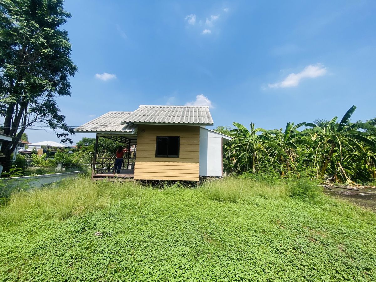 ขายที่ดินปทุมธานี รังสิต ธรรมศาสตร์ : เมืองเอก โครงการ5 ขายเท่าราคาประเมิน 12.9 ล้านบาท ขายที่ดินหมู่บ้านเมืองเอก โครงการ5 แถมบ้านเดี่ยว 2 ชั้น หลังใหญ่ให้ 1 หลัง