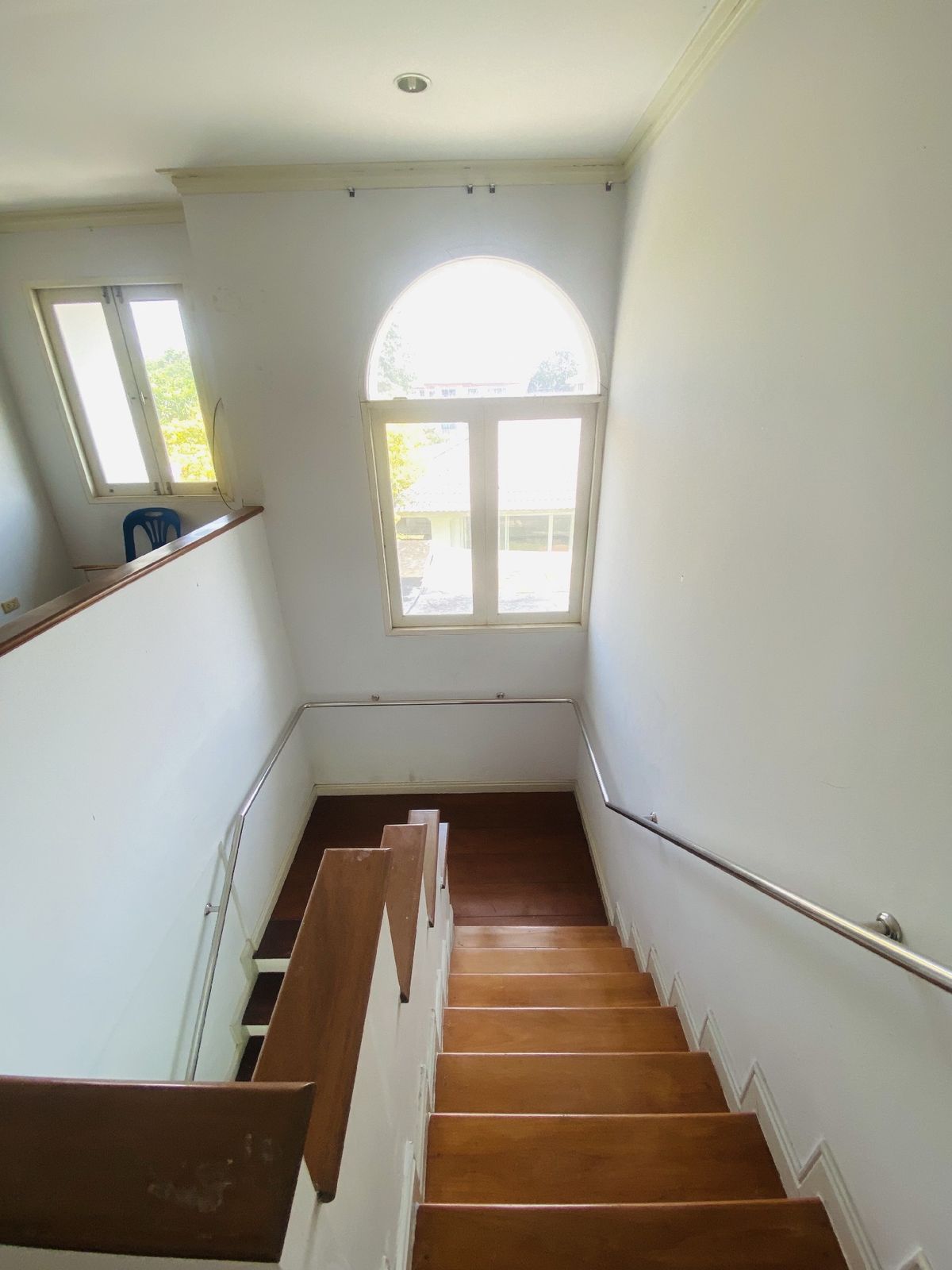 ขายที่ดินปทุมธานี รังสิต ธรรมศาสตร์ : เมืองเอก โครงการ5 ขายเท่าราคาประเมิน 12.9 ล้านบาท ขายที่ดินหมู่บ้านเมืองเอก โครงการ5 แถมบ้านเดี่ยว 2 ชั้น หลังใหญ่ให้ 1 หลัง