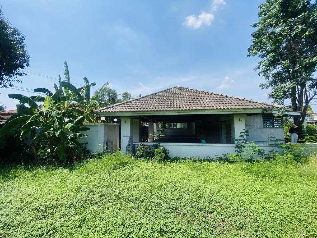 ขายที่ดินปทุมธานี รังสิต ธรรมศาสตร์ : เมืองเอก โครงการ5 ขายเท่าราคาประเมิน 12.9 ล้านบาท ขายที่ดินหมู่บ้านเมืองเอก โครงการ5 แถมบ้านเดี่ยว 2 ชั้น หลังใหญ่ให้ 1 หลัง